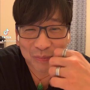 Meet your Posher, Ali